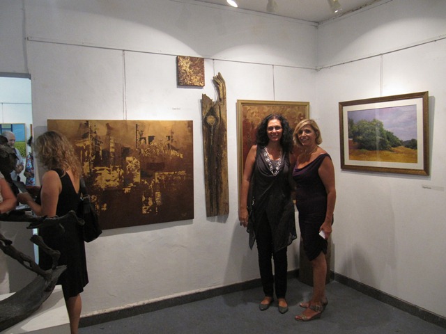 Einat with the exhibition curator