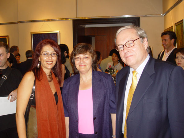 Einat Maor with the Russian Consul General and his wife
