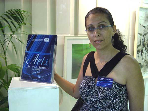 Einat with the Art book
